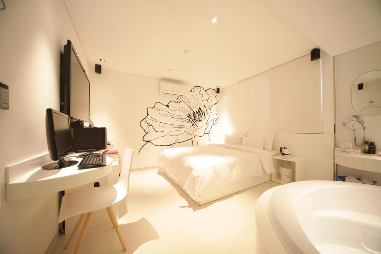 Hotel Pop Jongno Seoul Ngoại thất bức ảnh