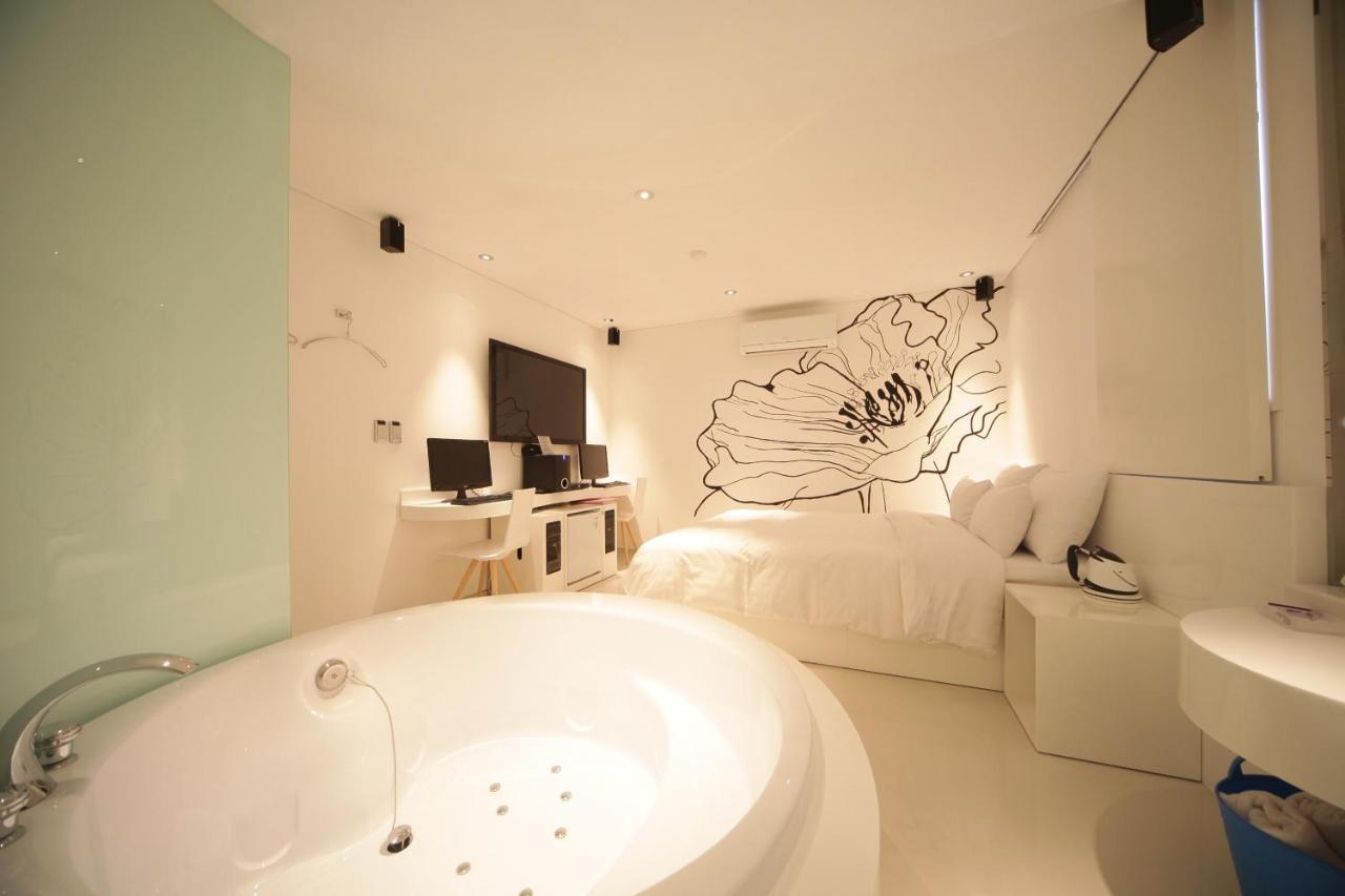 Hotel Pop Jongno Seoul Ngoại thất bức ảnh